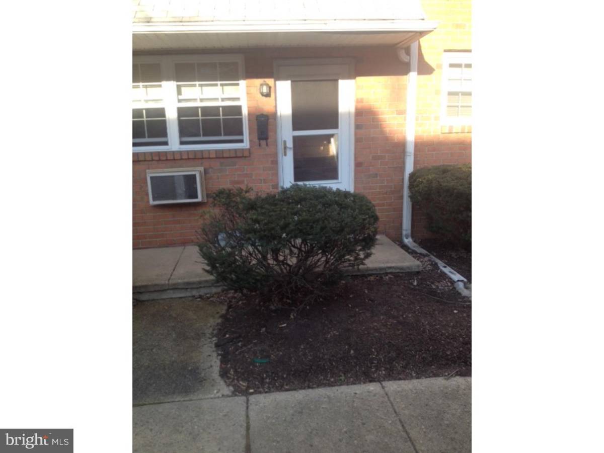 Collingswood, NJ 08108,340 WOODLAWN TER #F2