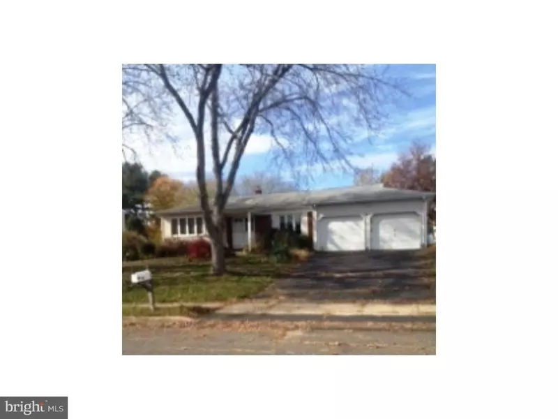 16 BLUE DEVIL LN, Hamilton, NJ 08619