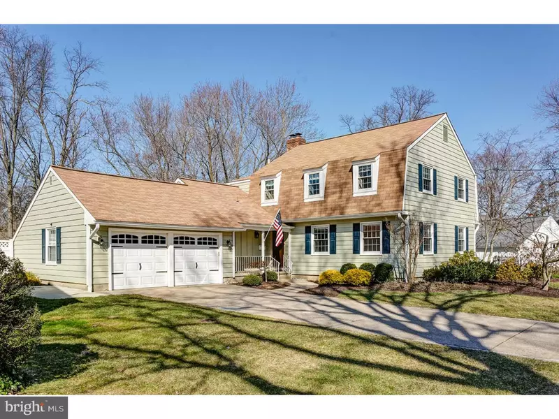 153 PEARL CROFT RD, Cherry Hill, NJ 08034