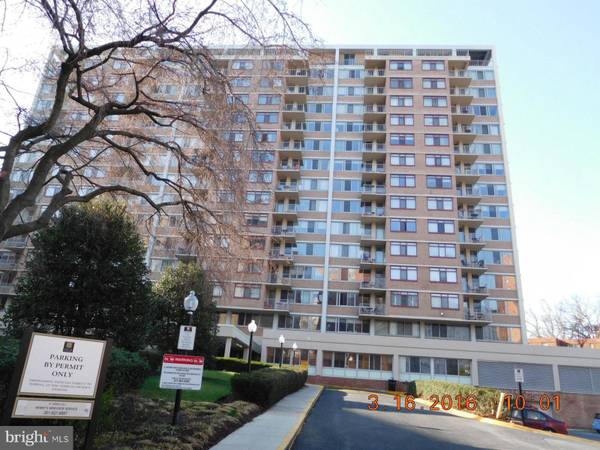 1220 BLAIR MILL RD #900, Silver Spring, MD 20910