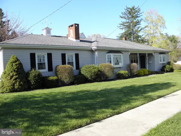 15 CENTRAL AVE, Pitman, NJ 08071