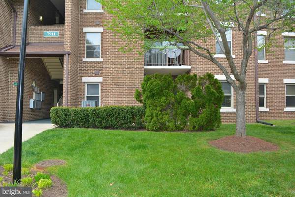 7911 CORIANDER DR #104, Gaithersburg, MD 20879