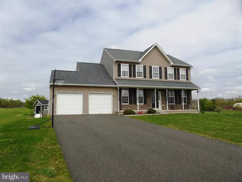 140 MARJESSA DR, Gilbertsville, PA 19525