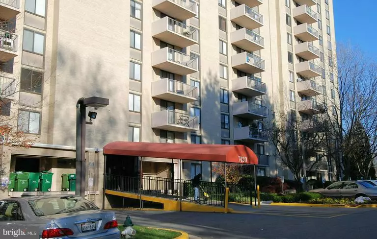 7420 WESTLAKE TER #1601, Bethesda, MD 20817