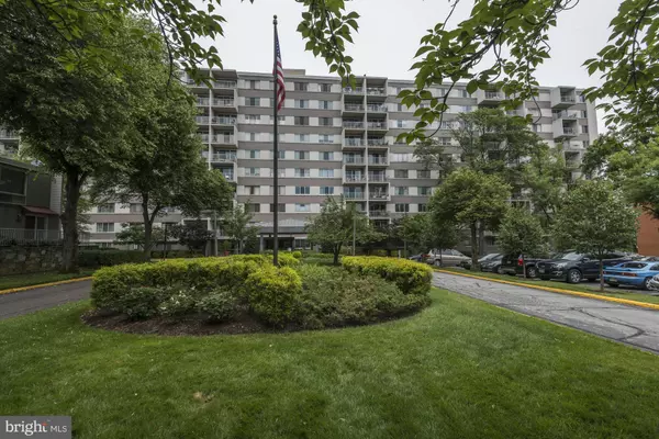 4977 BATTERY LN #1-719, Bethesda, MD 20814