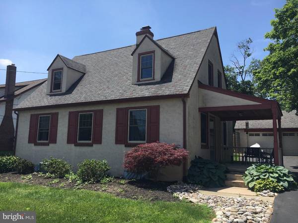 114 W CIRCULAR AVE, Paoli, PA 19301