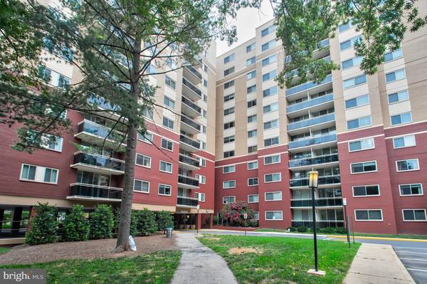 Takoma Park, MD 20912,7333 NEW HAMPSHIRE AVE #815