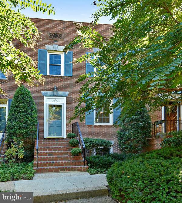 5225 CROWN ST #17, Bethesda, MD 20816