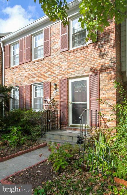 27 CHANTILLY CT, Rockville, MD 20850