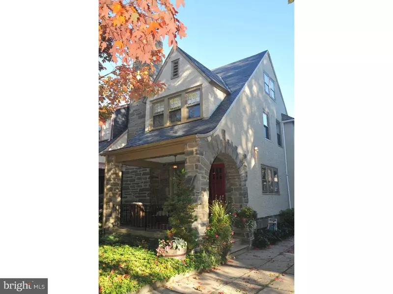 48 WOODALE RD, Philadelphia, PA 19118