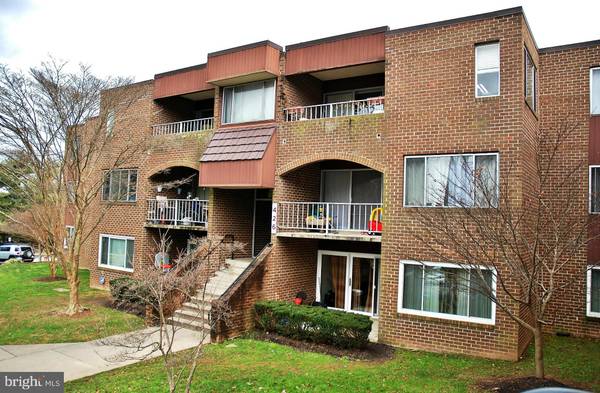 426 GIRARD ST #160, Gaithersburg, MD 20877