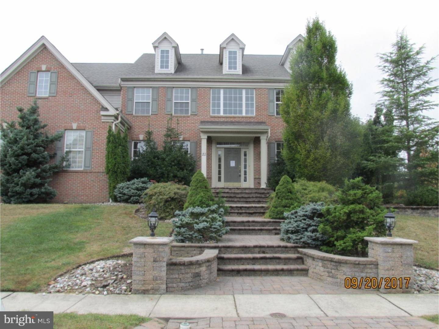 11 RICHLAND DR, Mount Laurel, NJ 08054