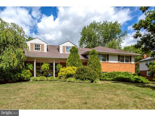 2802 SALEM DR, Cinnaminson, NJ 08077