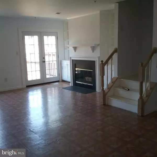 Montgomery Village, MD 20886,8 FOUNTAIN VALLEY CT