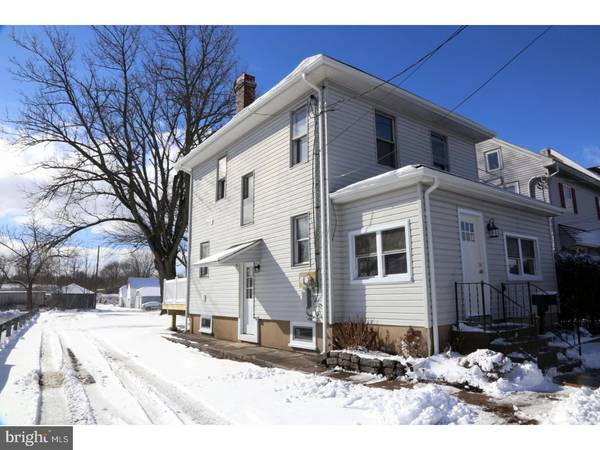 212 FRONT ST, Quakertown, PA 18951