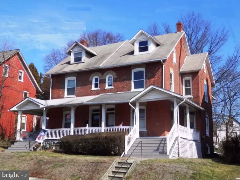 313 W WALNUT ST, Perkasie, PA 18944