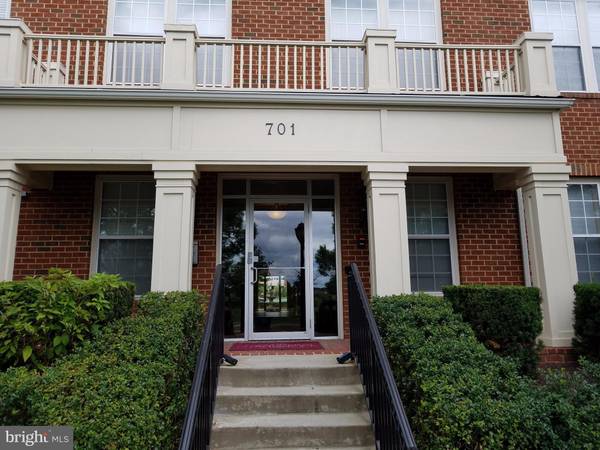 701 FALLSGROVE DR #209, Rockville, MD 20850