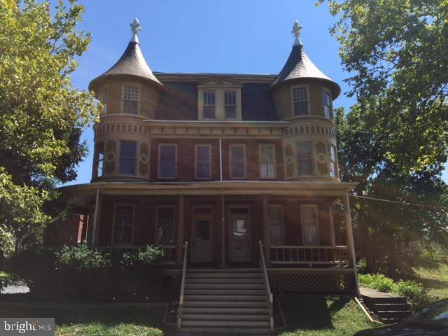 1325 STATE ST, Harrisburg, PA 17103