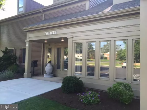 600 EDEN RD #A, Lancaster, PA 17601