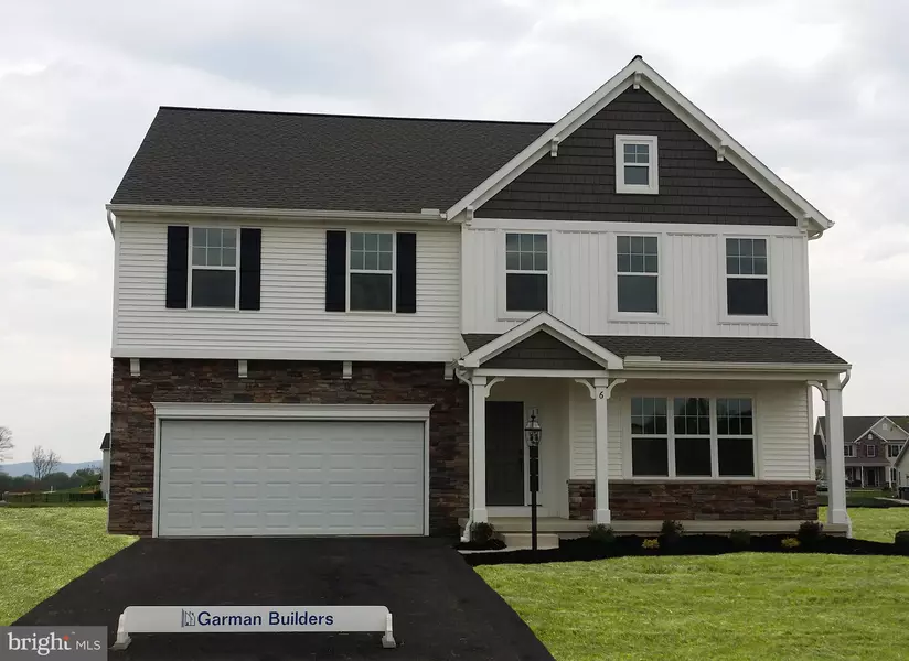 6 WAVERLY LN, Carlisle, PA 17015