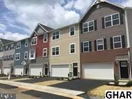 3 UNITS ADMIRALS QUAY DR, Mechanicsburg, PA 17050