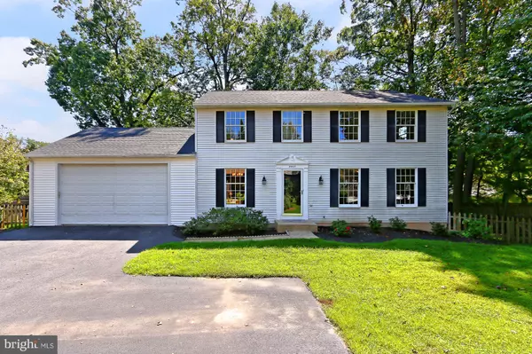 Annandale, VA 22003,8455 BRASS KNOB CT