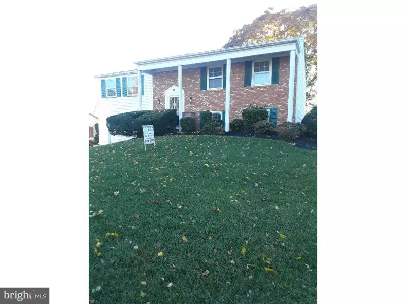 50 TRIANGLE LN, Willingboro, NJ 08046