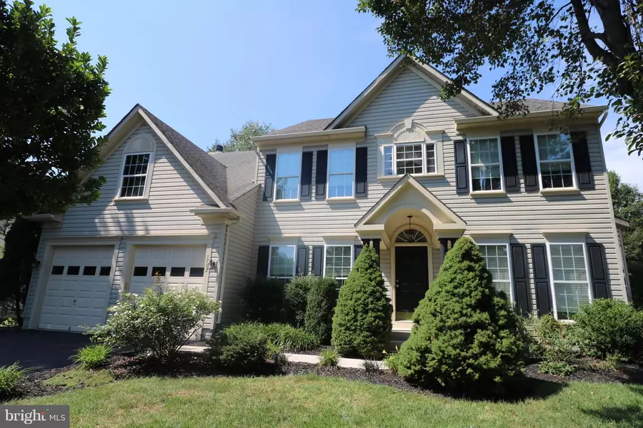 1712 DEARBOUGHT DR, Frederick, MD 21701