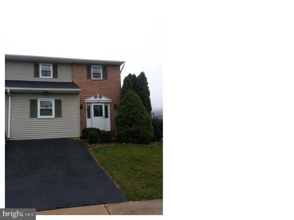 163 LINDA TER, Ephrata, PA 17522