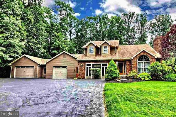 6500 OREFIELD RD, Spring Grove, PA 17362