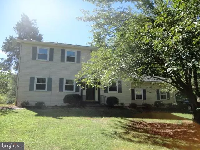 120 FAIRWAY DR, Etters, PA 17319