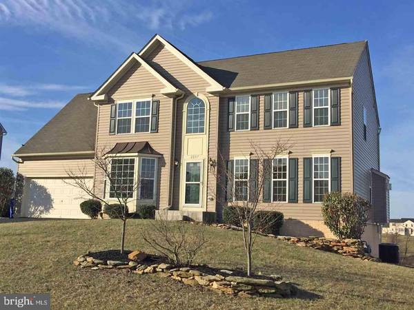 2257 WATER GARDEN DR, Hanover, PA 17331