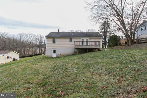 Delta, PA 17314,149 BLACK OAK TRL