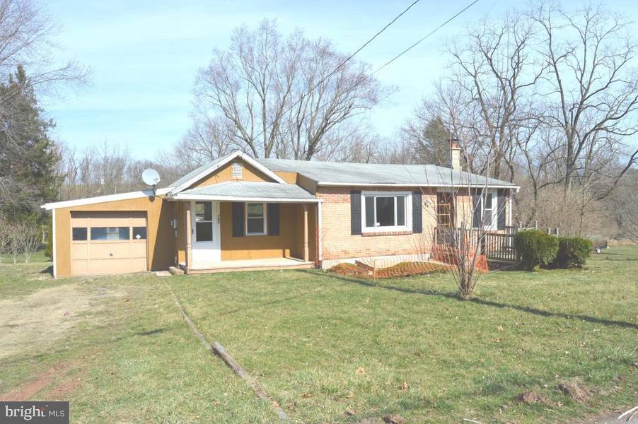 765 MAPLE, Hopeland, PA 17578