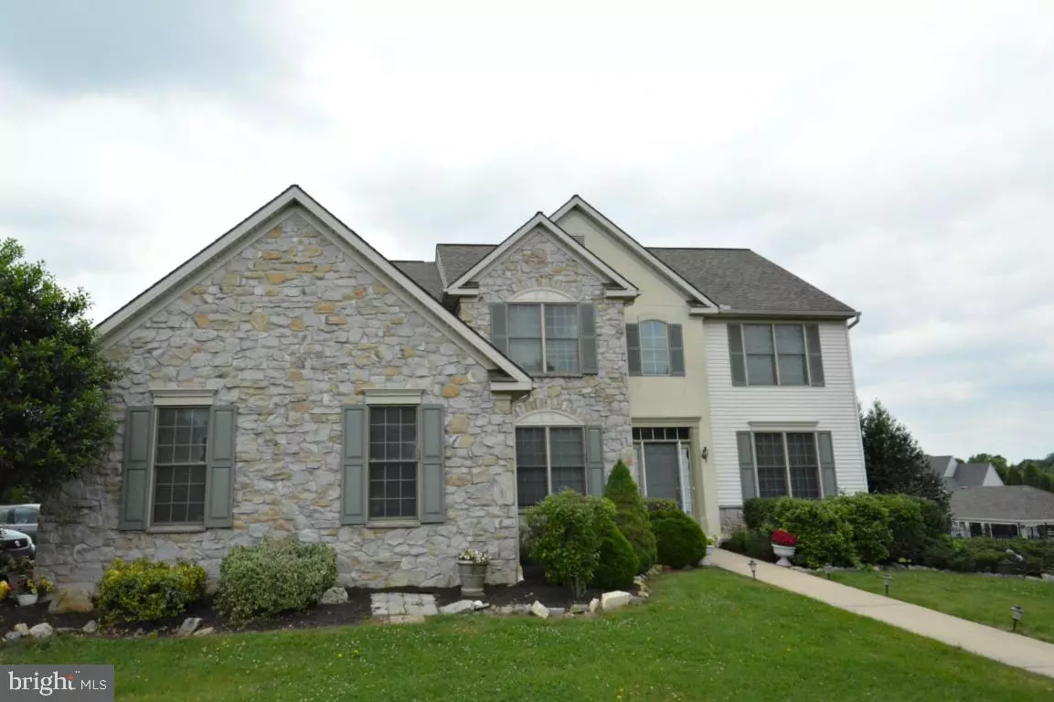 Lancaster, PA 17601,2143 MEADOW RIDGE DR