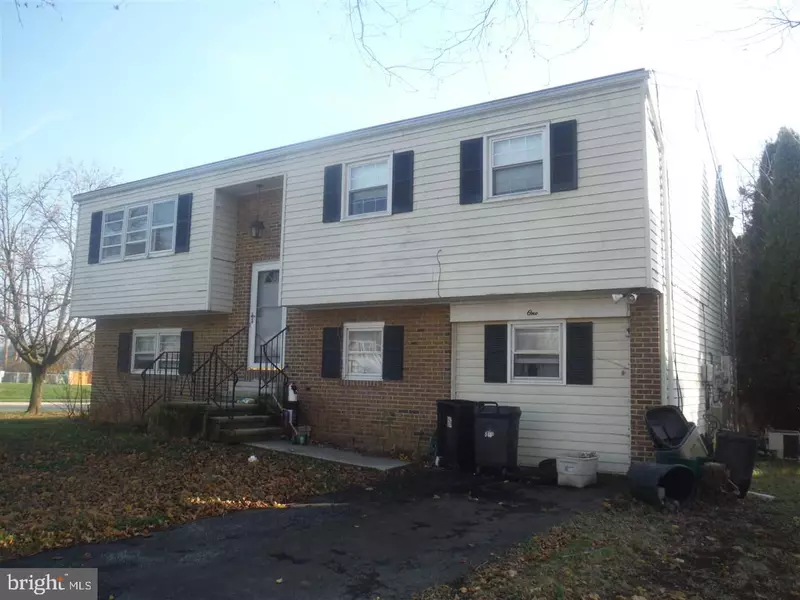 1 SHERWOOD DR, Mechanicsburg, PA 17055