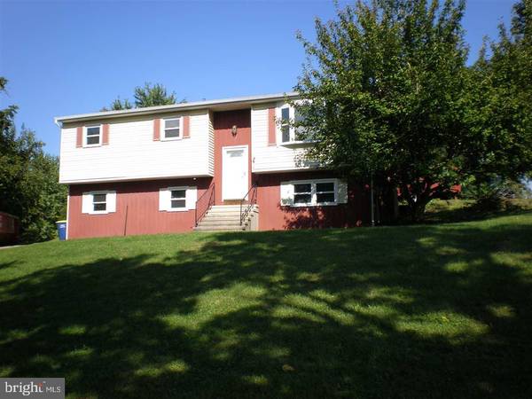 667 CORN HILL RD, Etters, PA 17319