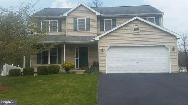 13 LAMBS LN, Jonestown, PA 17038