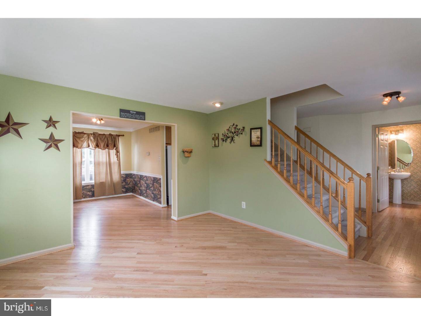 Royersford, PA 19468,1 KING WAY