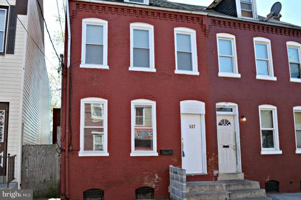 537 WOODWARD ST, Lancaster, PA 17602