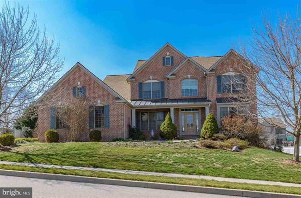 704 HIGHLANDS PATH, York Twp, PA 17402