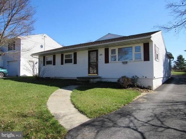 200 BAUGHER DR, Hanover, PA 17331