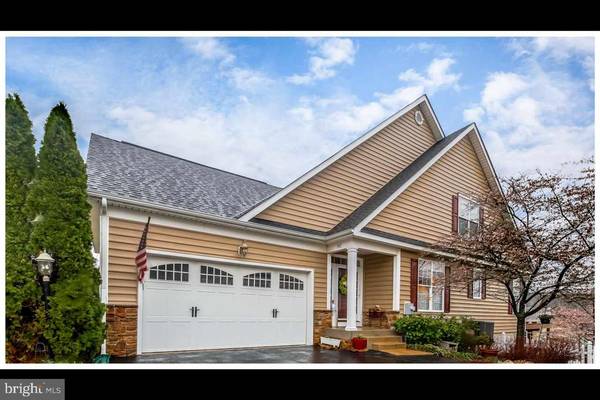 Seven Valleys, PA 17360,582 LAKE REDMAN CT