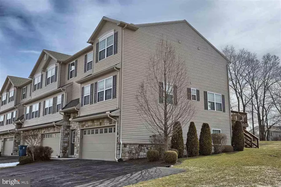 6250 GALLEON DR, Mechanicsburg, PA 17050