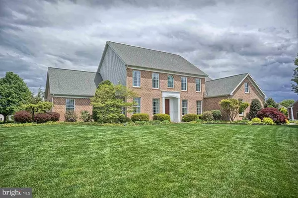 Mechanicsburg, PA 17050,2 APPOMATTOX CT