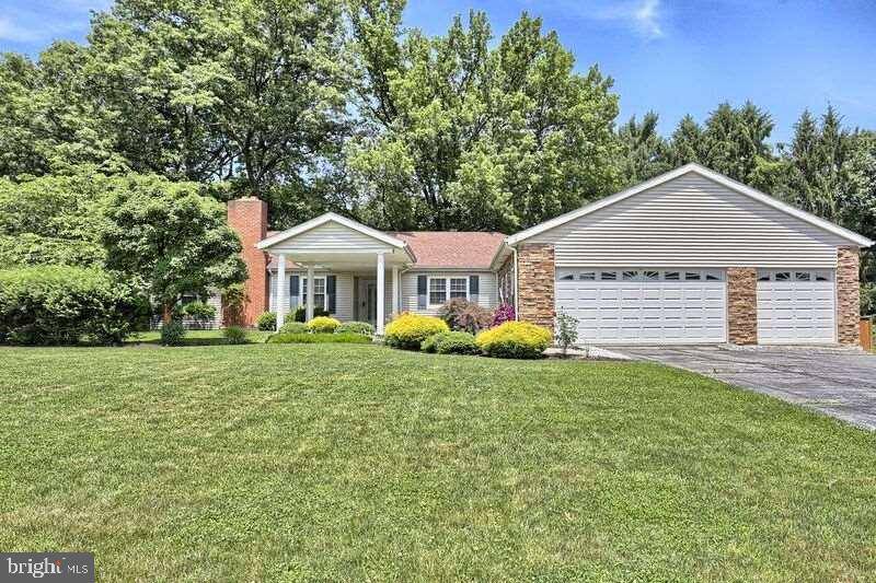 Wormleysburg, PA 17043,25 W LAWN CIR