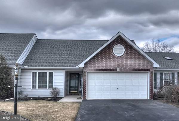 45 RIDGEWAY DR, Mechanicsburg, PA 17050