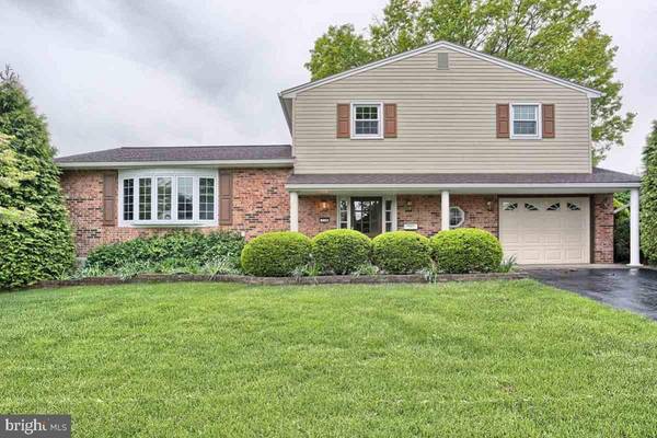 114 VICTORIA DR, Mechanicsburg, PA 17055