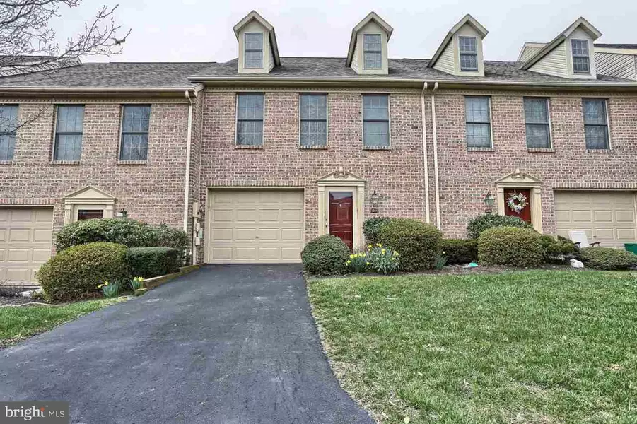 1244 TIMBER VIEW DR, Mechanicsburg, PA 17050