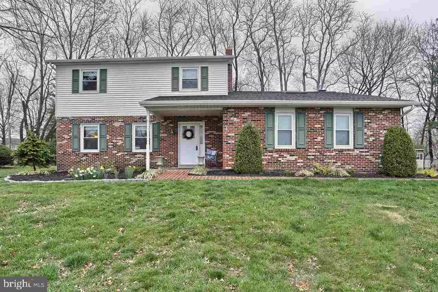 716 KENT DR, Mechanicsburg, PA 17050